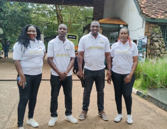 How Do I Book a Safari Tour in Kenya?
