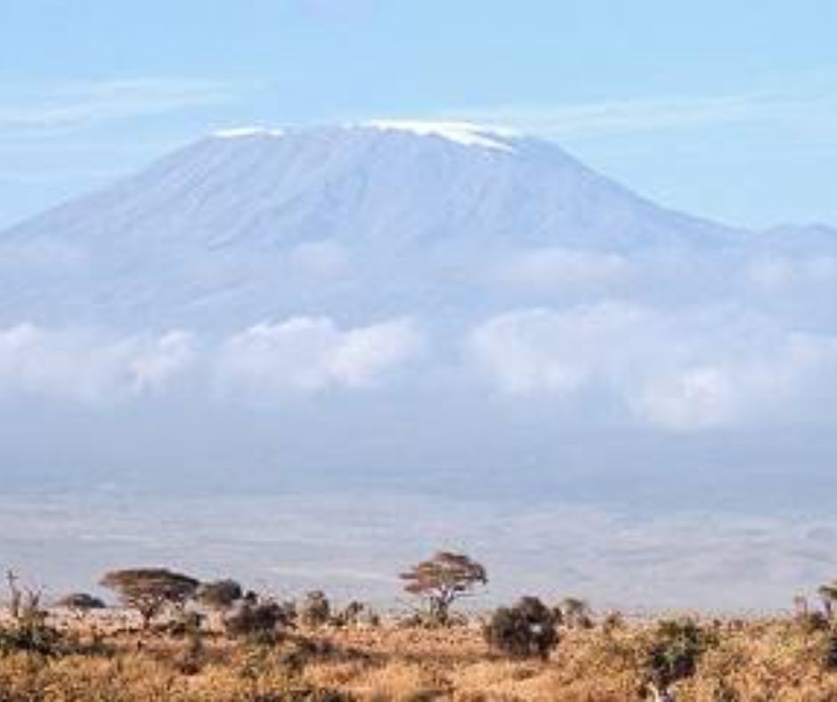 7-Day Mara-Nakuru-Naivasha-Amboseli Group Tour