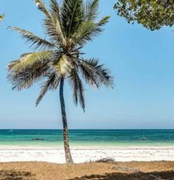 5-Day Lake Nakuru-Lake Naivasha and Beach Holiday