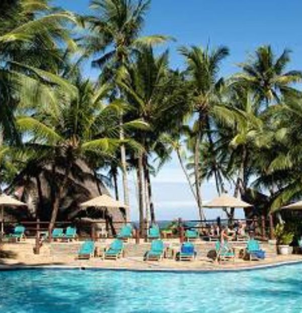 7-Day The Lake, Tsavo Safari and Beach Holiday